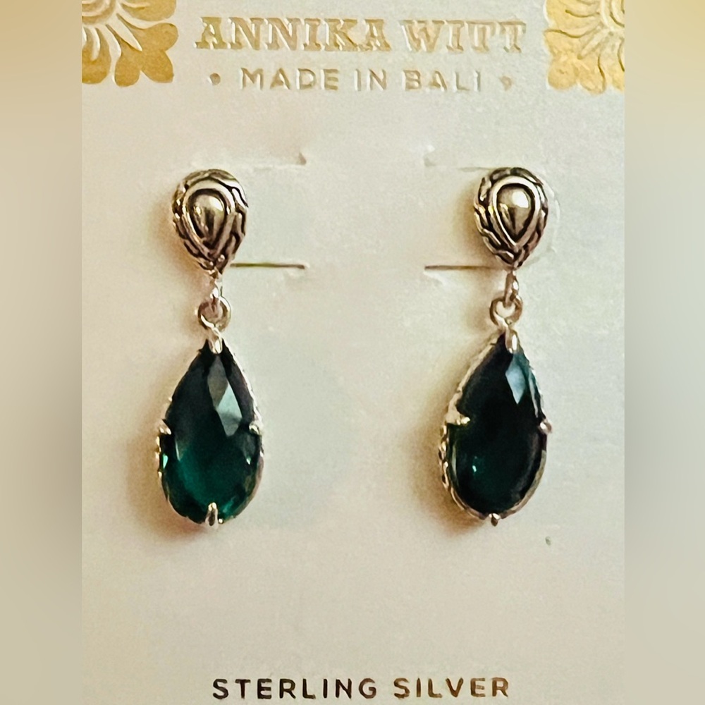 NWT Annika Witt Sterling Silver 925 Green Teardrop Dangle Earrings Bali
